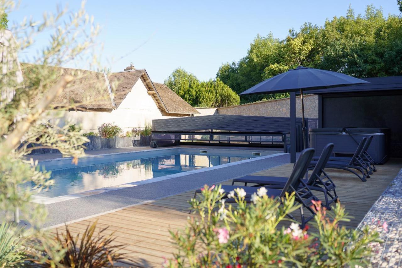 Хостел Domaine De Chaligny Saint-Hilaire-en-Morvan Екстер'єр фото